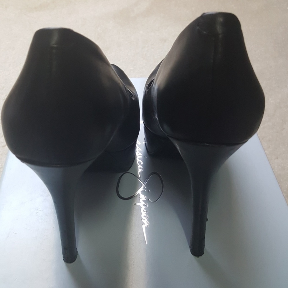 Jessica Simpson Shoes - Picture 3 of 8